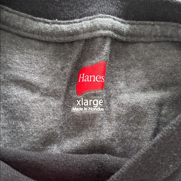 Hanes tee - Picture 5 of 9